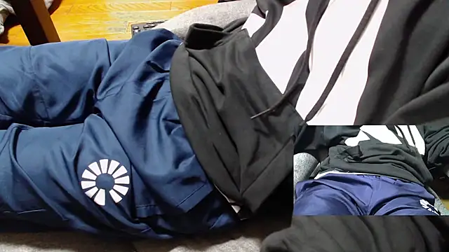 Yasu2000 online show from March 2026 01:33:02 AM