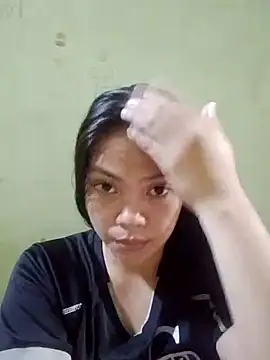 Snapshot of missluvv chatting on October 2025 01:35:02 PM missluvv online show from October 2025 01:35:02 PM