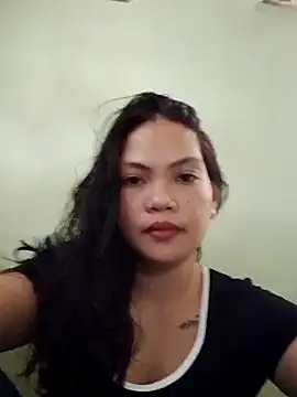 Snapshot of missluvv chatting on October 2025 02:56:02 AM missluvv online show from October 2025 02:56:02 AM