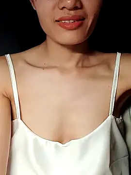 Hinna x online show from September 2025 02:39:02 PM