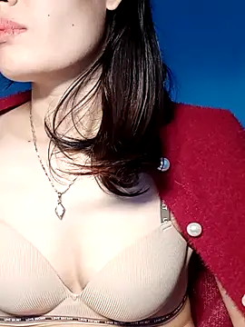 Hinna x online show from December 2025 01:34:02 AM