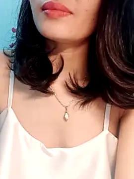 Hinna x online show from March 2026 08:55:01 PM