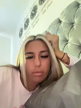 EllieMaeBaby online show from November 2025 10:48:02 AM