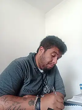 Snapshot of Rolo-Sumiso chatting on June 2026 01:54:02 PM Rolo-Sumiso online show from June 2026 01:54:02 PM
