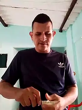 Snapshot of Kars1721 chatting on February 2026 01:27:02 PM Kars1721 online show from February 2026 01:27:02 PM