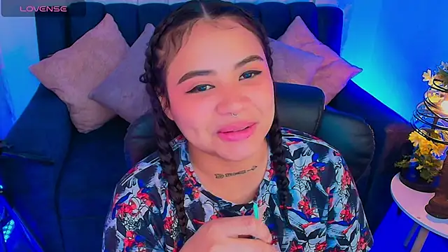 nicemiiaa7  online show from September 2025 03:10:01 AM