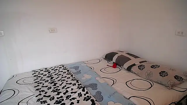 Snapshot of Candy_Grey28 chatting on September 2025 05:18:01 PM Candy Grey28 online show from September 2025 05:18:01 PM