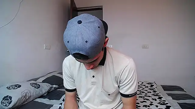 Snapshot of Candy_Grey28 chatting on October 2025 12:59:01 PM Candy Grey28 online show from October 2025 12:59:01 PM