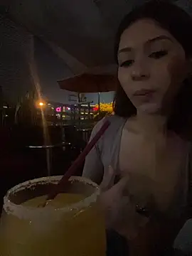 Melody-baby online show from November 2025 11:29:01 PM