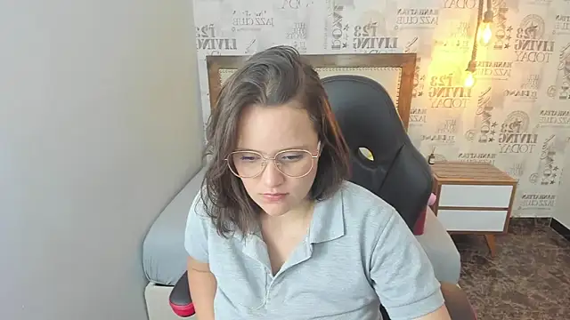 GIANAMILLER6 online show from September 2025 07:24:02 PM