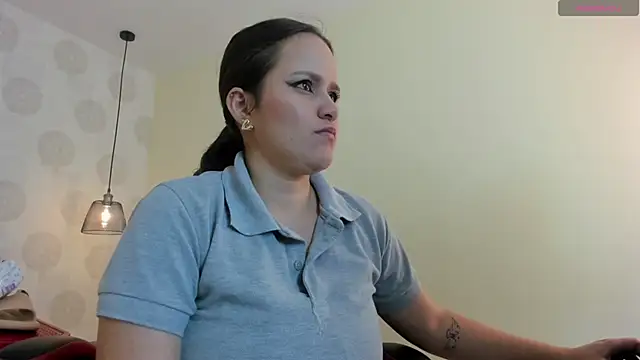 GIANAMILLER6 online show from September 2025 12:15:02 PM