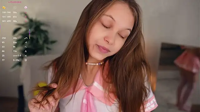 OdellaGillingham online show from October 2025 06:52:01 PM