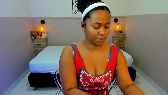 AuroraSky8 online show from November 2025 12:23:02 PM