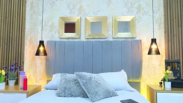 Tifany boobsgb online show from December 2025 08:17:01 PM