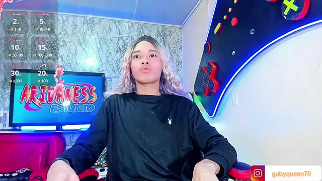 Madison Mujica online show from October 2025 11:00:02 AM