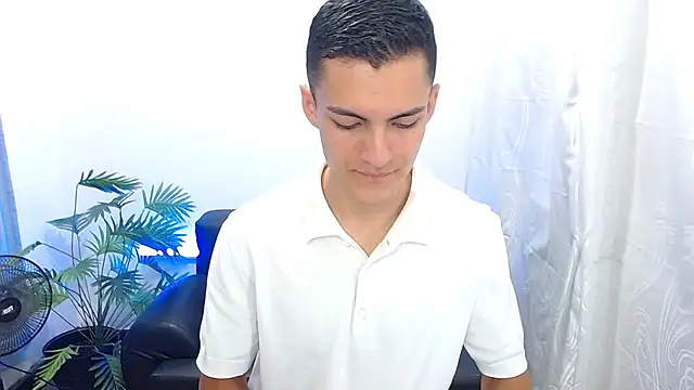 Matiius18 online show from September 2025 01:33:01 PM