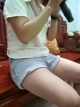 Snapshot of Sweet-Berry89 chatting on October 2025 12:25:02 PM Sweet-Berry89 online show from October 2025 12:25:02 PM