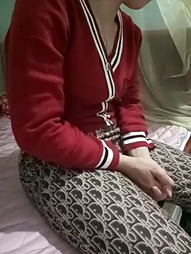 Snapshot of Sweet-Berry89 chatting on November 2025 02:57:02 AM Sweet-Berry89 online show from November 2025 02:57:02 AM