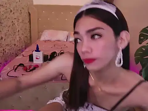 ts alexa  online show from September 2025 05:02:02 PM