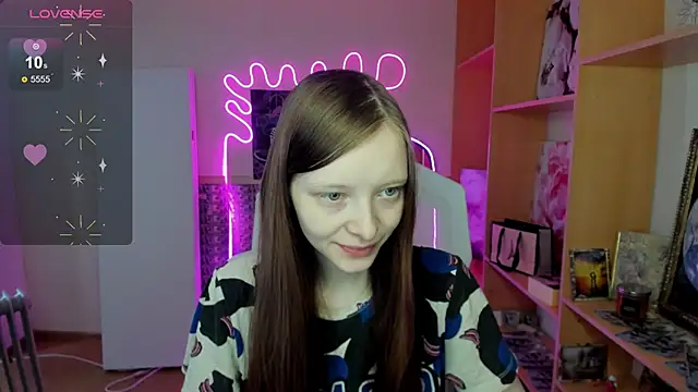 AliceHaris online show from November 2025 03:16:02 AM