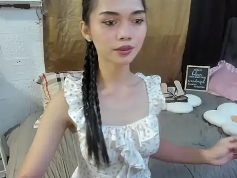 yunxieesweetgurl online show from October 2025 09:44:01 PM