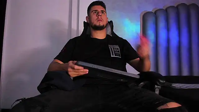 ryan evanss online show from September 2025 04:58:02 AM