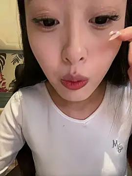 Snapshot of MengMeng0515 chatting on March 2026 02:19:01 PM MengMeng0515 online show from March 2026 02:19:01 PM