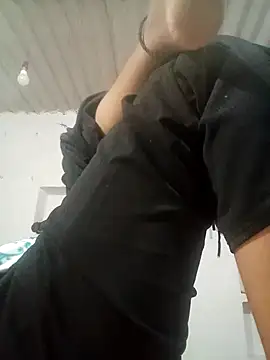 Snapshot of Hot_siiii chatting on September 2025 01:54:02 PM Hot siiii online show from September 2025 01:54:02 PM