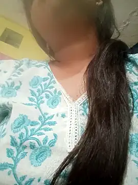 Snapshot of Hot_siiii chatting on October 2025 01:17:02 AM Hot siiii online show from October 2025 01:17:02 AM