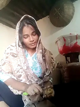 Snapshot of Hot_siiii chatting on November 2025 03:38:01 AM Hot siiii online show from November 2025 03:38:01 AM