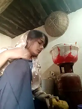 Snapshot of Hot_siiii chatting on November 2025 02:31:02 AM Hot siiii online show from November 2025 02:31:02 AM