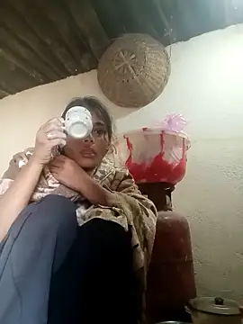 Snapshot of Hot_siiii chatting on November 2025 03:16:01 AM Hot siiii online show from November 2025 03:16:01 AM