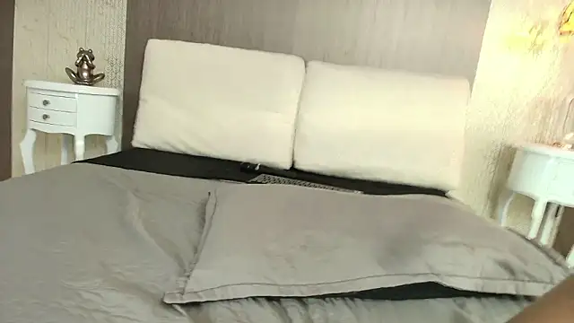 Tiifany Baker online show from February 2026 08:26:02 PM