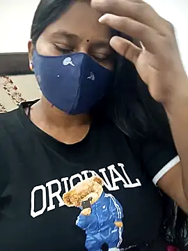 Shy Peehu online show from September 2025 06:31:02 PM