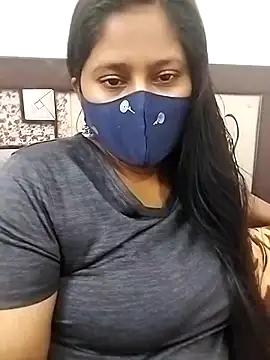 Shy Peehu online show from April 2026 07:07:02 PM