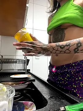 virtualgirlbr online show from December 2025 05:22:02 PM