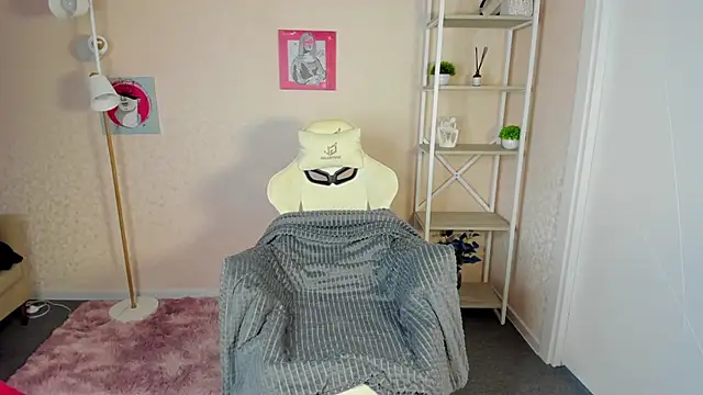 Snapshot of R0cket_bunny chatting on October 2025 01:03:01 AM R0cket bunny online show from October 2025 01:03:01 AM