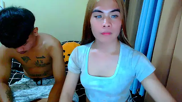 mikhaylahanderson online show from October 2025 01:33:02 PM