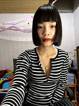 andymi1 online show from November 2025 01:05:02 AM