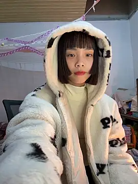 Snapshot of andymi1 chatting on February 2026 01:27:02 PM andymi1 online show from February 2026 01:27:02 PM