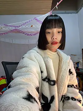 Snapshot of andymi1 chatting on February 2026 02:50:02 AM andymi1 online show from February 2026 02:50:02 AM