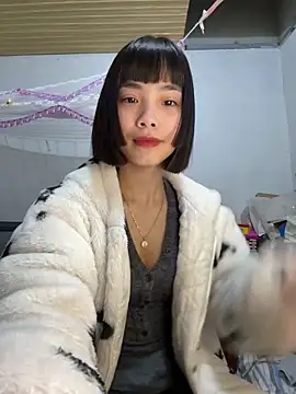 Snapshot of andymi1 chatting on February 2026 02:08:02 AM andymi1 online show from February 2026 02:08:02 AM