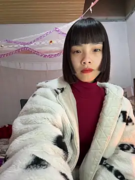 Snapshot of andymi1 chatting on February 2026 08:43:01 AM andymi1 online show from February 2026 08:43:01 AM