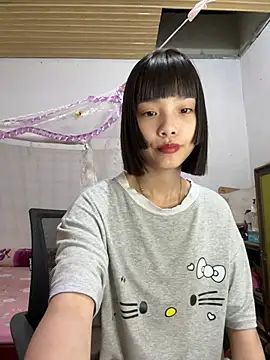 Snapshot of andymi1 chatting on July 2026 05:57:01 AM andymi1 online show from July 2026 05:57:01 AM
