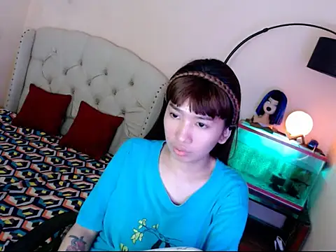 ShantalFoxxy  online show from November 2025 01:44:01 PM