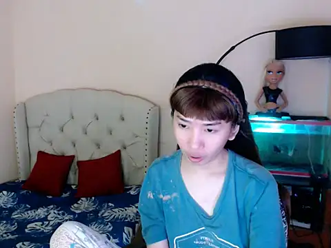 ShantalFoxxy  online show from April 2026 12:52:01 AM