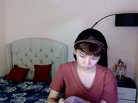 ShantalFoxxy  online show from July 2026 12:45:01 AM