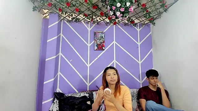 Snapshot of lau_and_boys18 chatting on November 2025 06:19:01 PM lau and boys18 online show from November 2025 06:19:01 PM