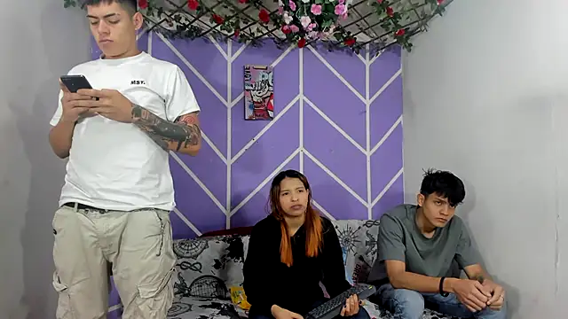 Snapshot of lau_and_boys18 chatting on November 2025 01:11:02 PM lau and boys18 online show from November 2025 01:11:02 PM