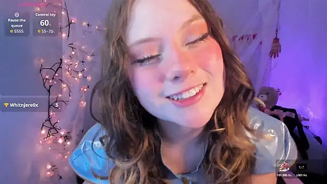 Lil bela online show from November 2025 02:18:02 PM